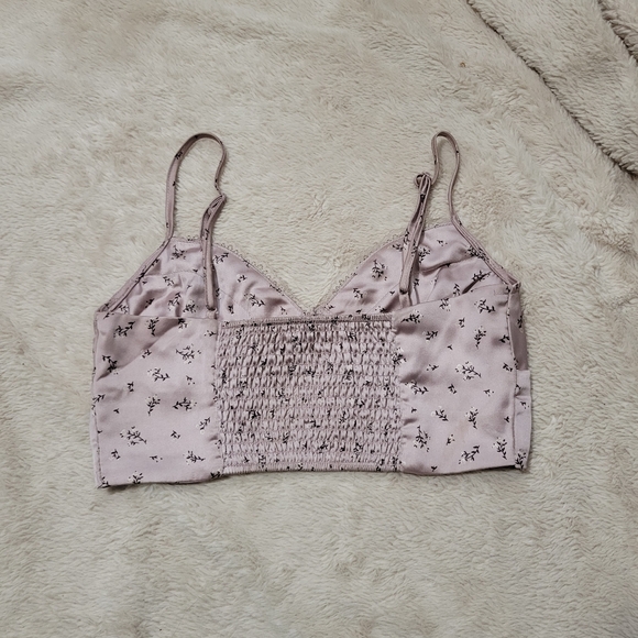 Silk Floral Crop Top - Picture 3 of 3